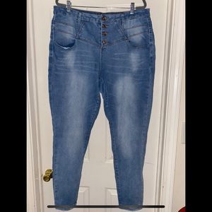 Revolution & Revolt skinny jeans size 18